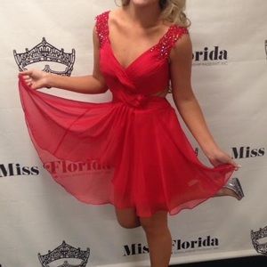 Red LaFemme Cocktail Party Dress